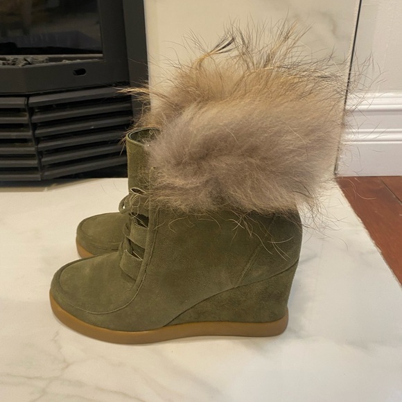 Cecilia New York Fur Wedges - Picture 1 of 6